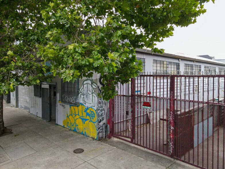 5526 San Pablo Ave, Oakland, CA à vendre - Photo de l’immeuble – Image 2 sur 15
