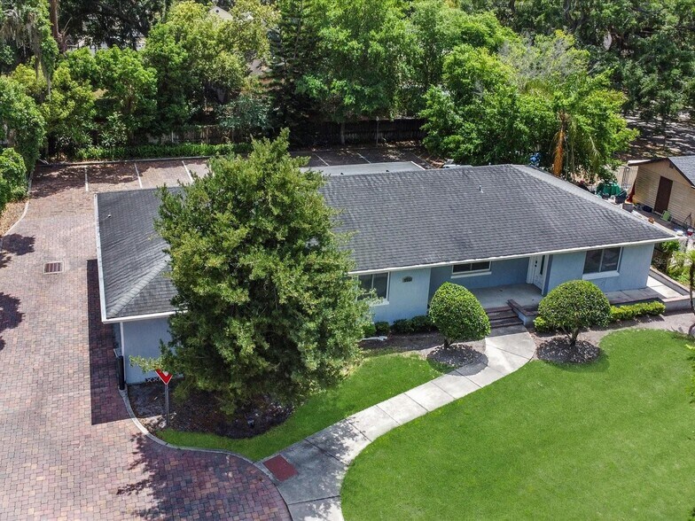 916 Bryan St, Kissimmee, FL à vendre - Photo de l’immeuble – Image 2 sur 21