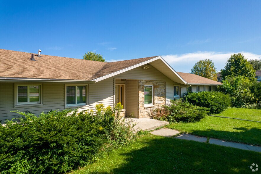 803-805 N Main St, Verona, WI à vendre - Photo de l’immeuble – Image 3 sur 9