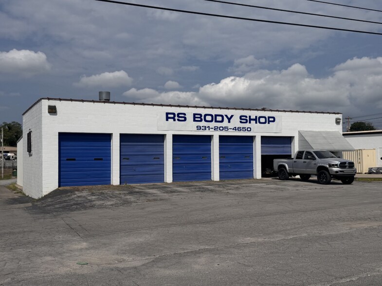 102 Prince St, Shelbyville, TN à vendre - Photo de l’immeuble – Image 2 sur 9