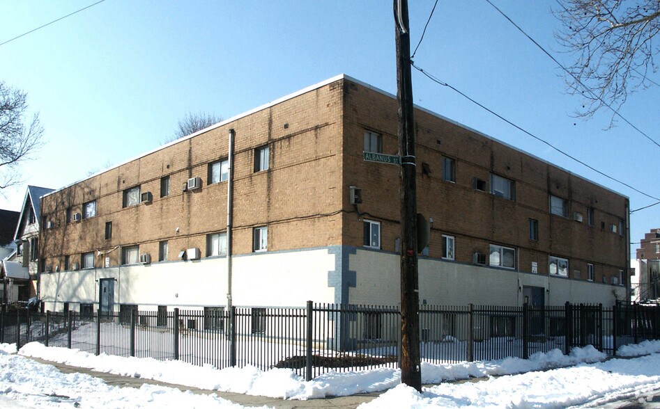 1309-1313 W Rockland St, Philadelphia, PA à vendre - Photo de l’immeuble – Image 3 sur 8