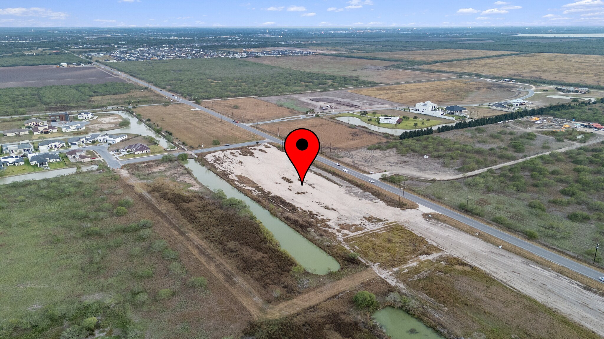 7105 Farm to Market Road 1732, Rancho Viejo, TX à vendre Photo principale– Image 1 sur 20