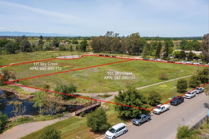 101 Sky Creek Ct, Chico, CA à vendre - Photo de l’immeuble – Image 3 sur 5