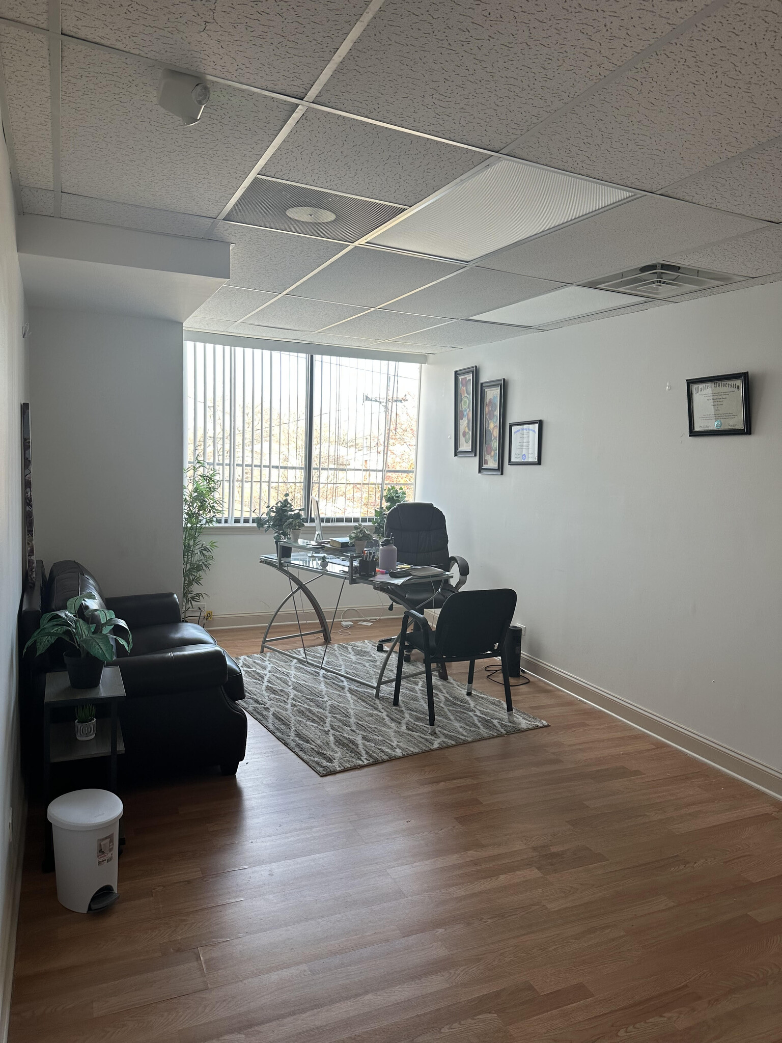 7300 N Cicero Ave, Lincolnwood, IL à louer Photo intérieure– Image 1 sur 7
