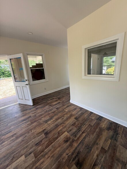2810 Hillsborough Rd, Durham, NC à louer - Photo intérieure – Image 3 sur 20