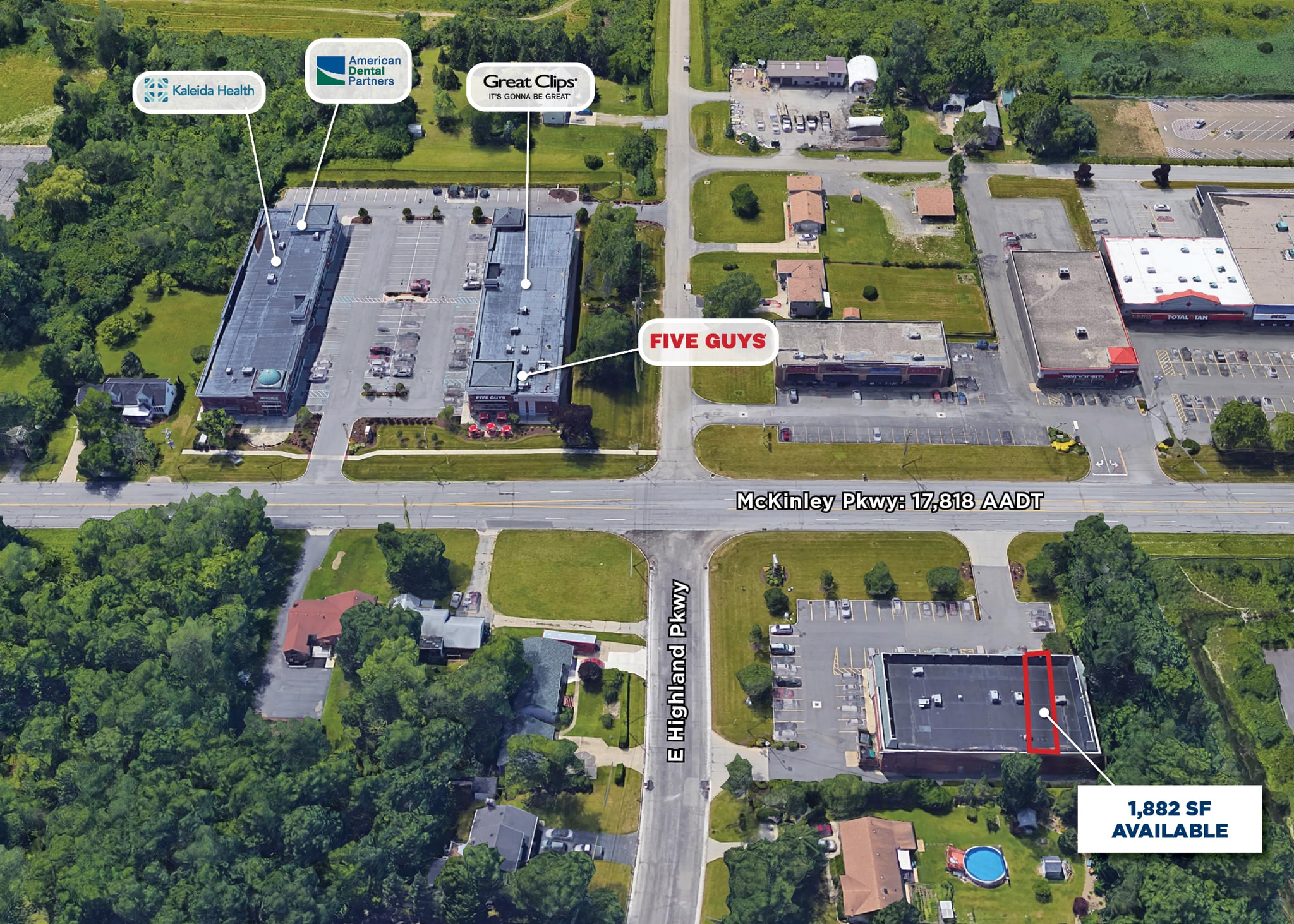 3835-3843 McKinley Pky, Hamburg, NY à louer Photo de l’immeuble– Image 1 sur 2