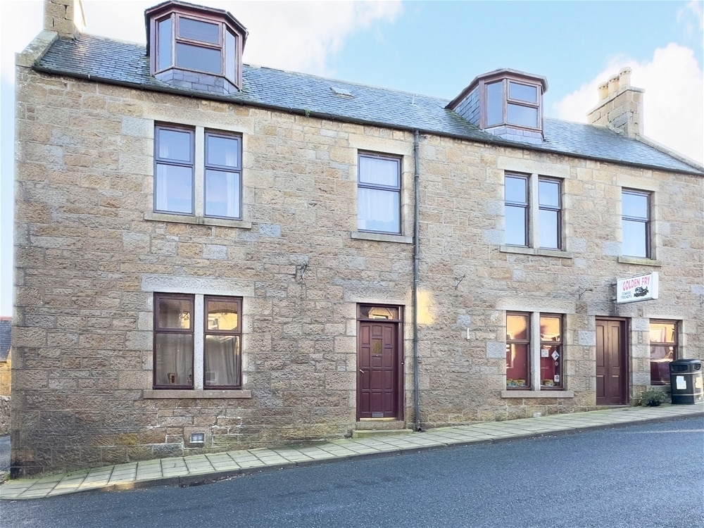 4 The Golden Fry and 4 Bed House, Huntly à vendre Photo principale– Image 1 sur 18