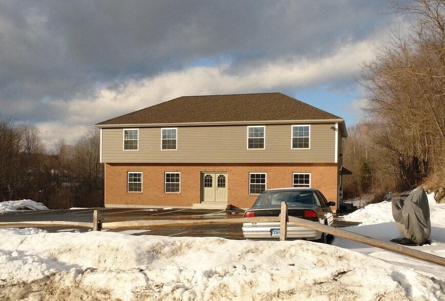928 Bantam Rd, Bantam, CT à vendre - Photo de l’immeuble – Image 2 sur 2