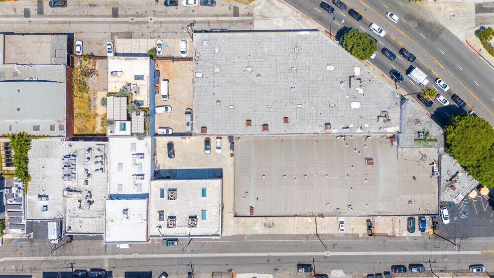 3049 La Cienega Blvd, Culver City, CA à louer - Aérien – Image 2 sur 60