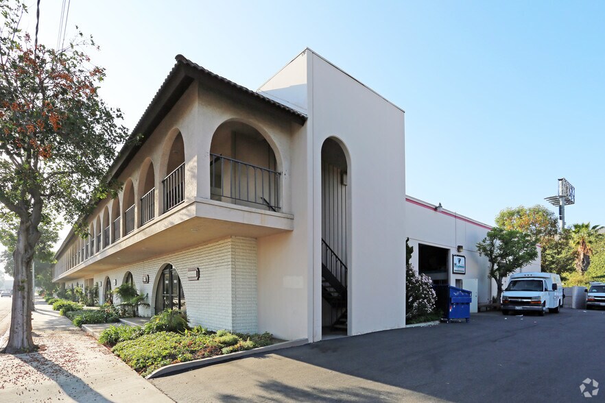 11562-11590 Trask Ave, Garden Grove, CA à louer - Photo de l’immeuble – Image 2 sur 13