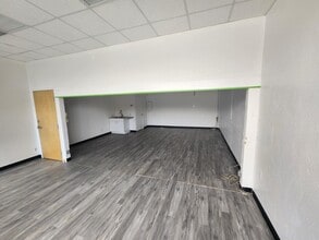 2107 College Ave E, Ruskin, FL à louer Photo intérieure– Image 2 sur 6