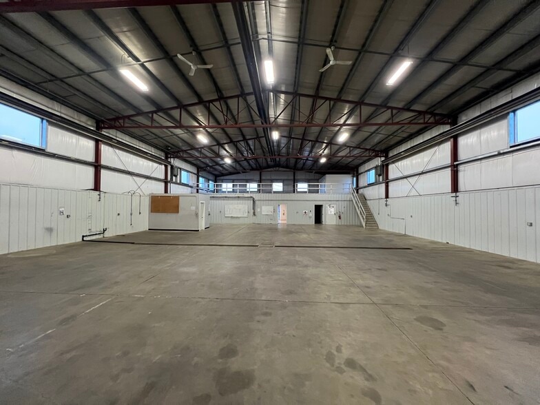 5001 55 Av, Bonnyville, AB à louer - Photo de l’immeuble – Image 2 sur 7