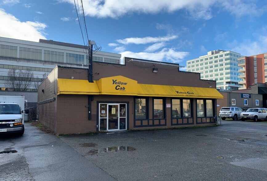 817 Fisgard St, Victoria, BC à vendre - Photo de l’immeuble – Image 2 sur 4