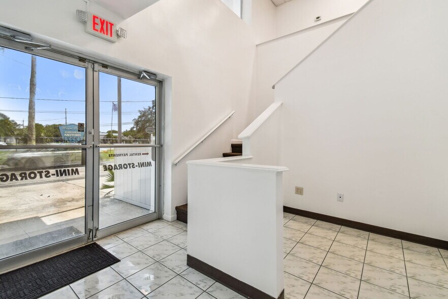 1453 S Martin Luther King Jr Ave, Clearwater, FL à vendre - Photo de l’immeuble – Image 3 sur 17