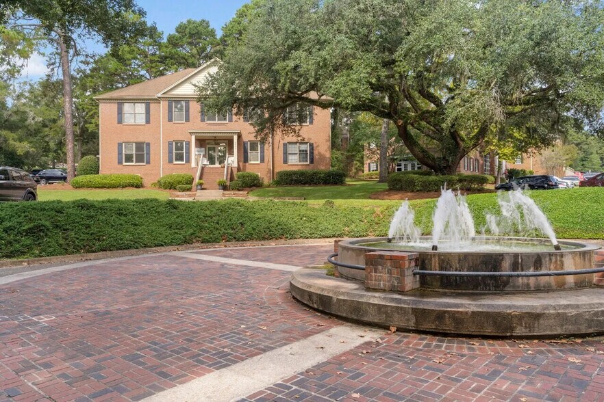 2833 Remington Green Cir, Tallahassee, FL à vendre - Photo de l’immeuble – Image 1 sur 8