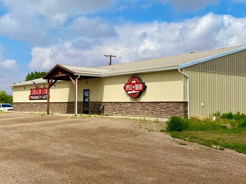 510 E Washington Ave, Chester, MT à vendre - Photo principale – Image 1 sur 26