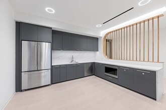 18100 Von Karman Ave, Irvine, CA à louer Photo intérieure– Image 1 sur 4