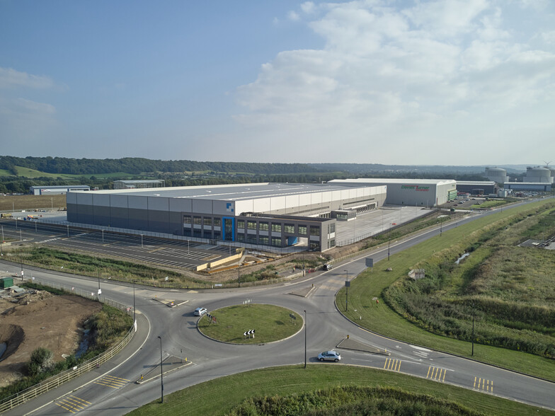 Central Approach, Severn Beach à louer - Photo de l’immeuble – Image 1 sur 14