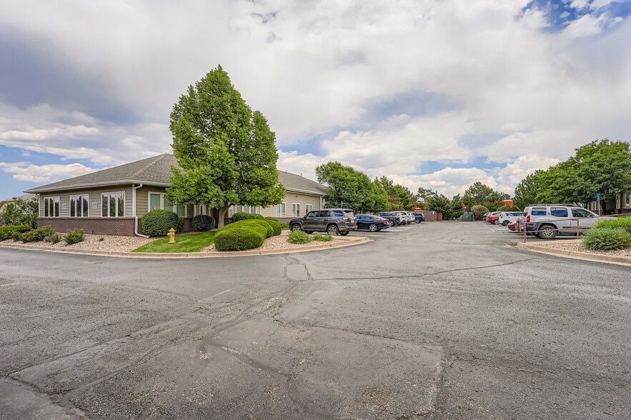 2220 S Fraser St, Aurora, CO à vendre - Photo de l’immeuble – Image 3 sur 11