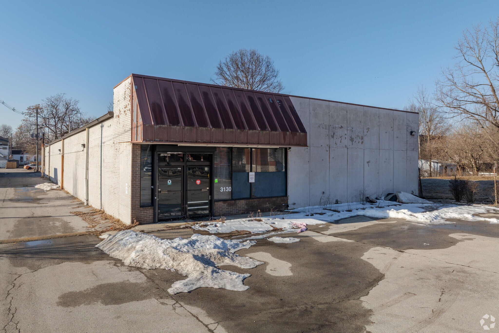 3130 Portland Ave, Louisville, KY à louer Photo de l’immeuble– Image 1 sur 9