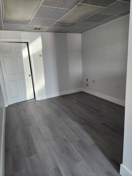 3705 Century Blvd, Lakeland, FL à louer - Photo de l’immeuble – Image 3 sur 7