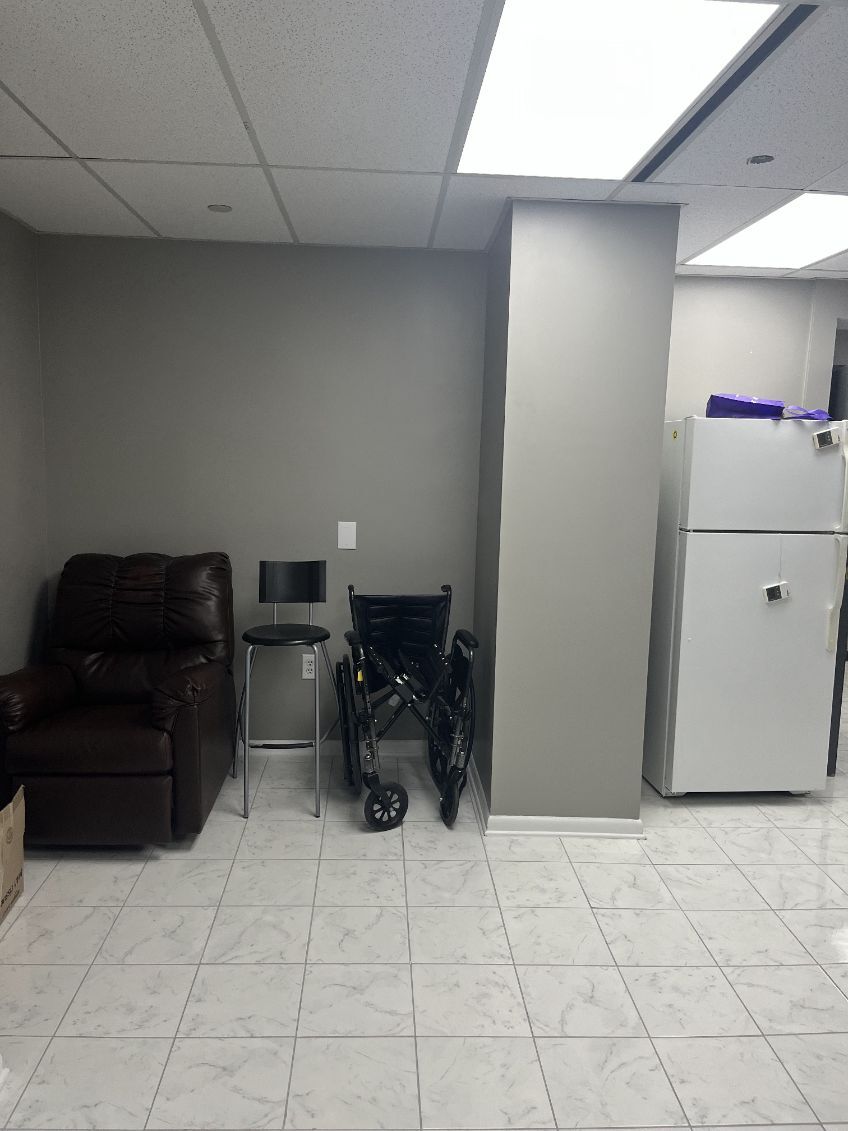 5555 Peachtree Dunwoody Rd NE, Atlanta, GA à louer Photo intérieure– Image 1 sur 11