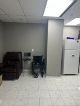 5555 Peachtree Dunwoody Rd NE, Atlanta, GA à louer Photo intérieure– Image 1 sur 11