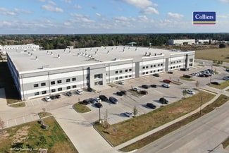 Plus de détails pour 2401 S Persimmon St, Tomball, TX - Industriel/Logistique à louer