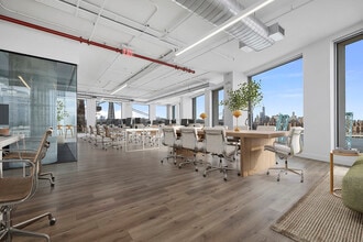 10 Grand St, Brooklyn, NY à louer Photo intérieure– Image 1 sur 21