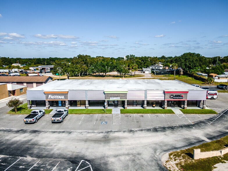 904-910 Magnolia Ave, Auburndale, FL à vendre - Photo de l’immeuble – Image 2 sur 11