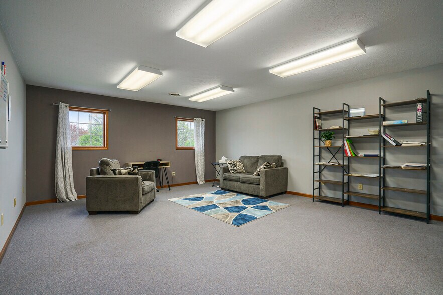 909 Linway Dr, Goshen, IN à vendre - Photo intérieure – Image 3 sur 8