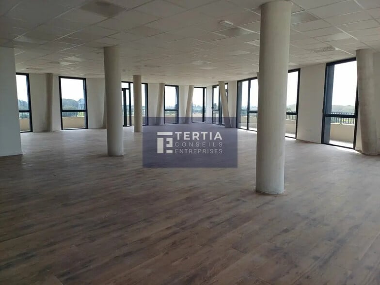 Bureau dans Montpellier à louer - Photo de l’immeuble – Image 2 sur 8