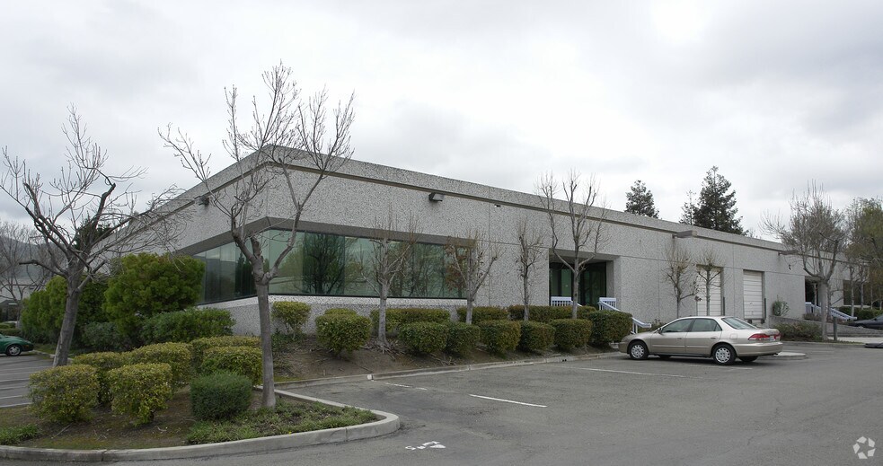 117 Fourier Ave, Fremont, CA à vendre - Photo de l’immeuble – Image 2 sur 2