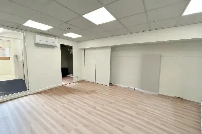 17 Rue De L'Eglise, Paris à louer - Photo intérieure – Image 3 sur 4