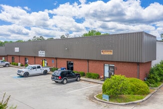 Plus de détails pour 205-211 Mcdonough Pky, Mcdonough, GA - Local d'activités à louer