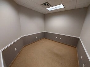 4210 N Roxboro Rd, Durham, NC à louer Photo intérieure– Image 1 sur 1