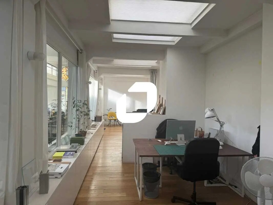 Bureau dans Paris à louer Photo de l’immeuble– Image 1 sur 17