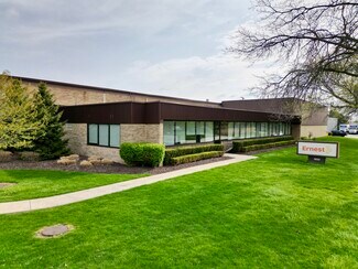 Plus de détails pour 23800 Research Dr, Farmington Hills, MI - Industriel/Logistique à louer