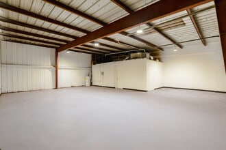 15100 Lee Rd, Humble, TX à louer Photo intérieure– Image 2 sur 8