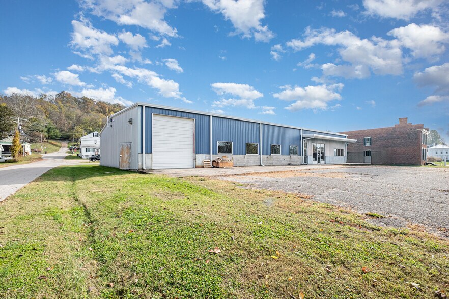 330 N Front St, Ripley, OH à vendre - Photo de l’immeuble – Image 2 sur 29