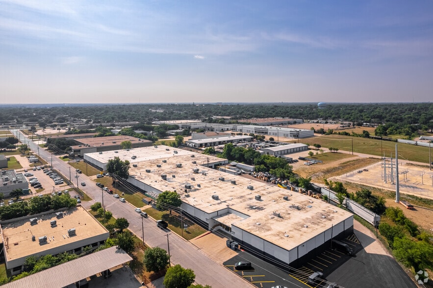3131 W Bolt St, Fort Worth, TX à louer - Aérien – Image 1 sur 9