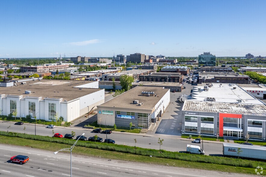 9195 Rue Jean-Pratt, Montréal, QC à vendre - Aérien – Image 3 sur 3