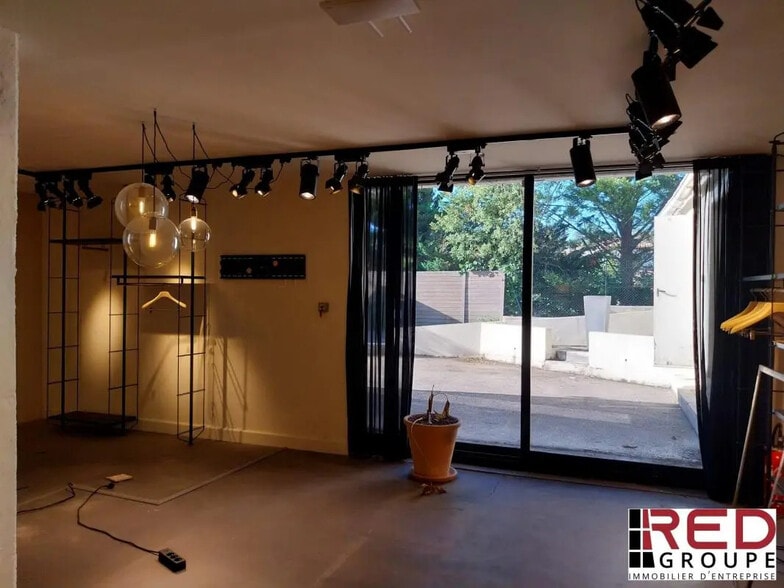 Bureau dans Aix-en-Provence à vendre - Photo de l’immeuble – Image 3 sur 5