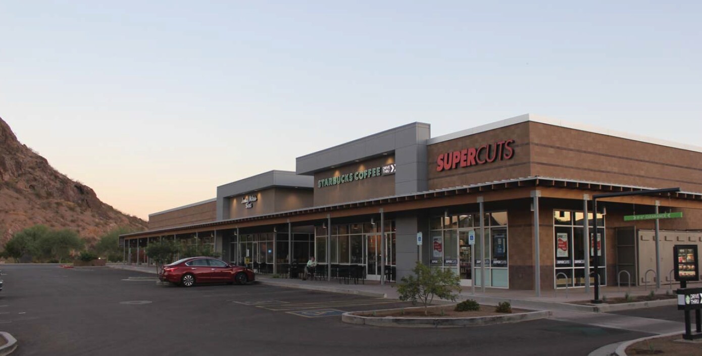 1537 W Broadway Rd, Tempe, AZ à louer Photo principale– Image 1 sur 12