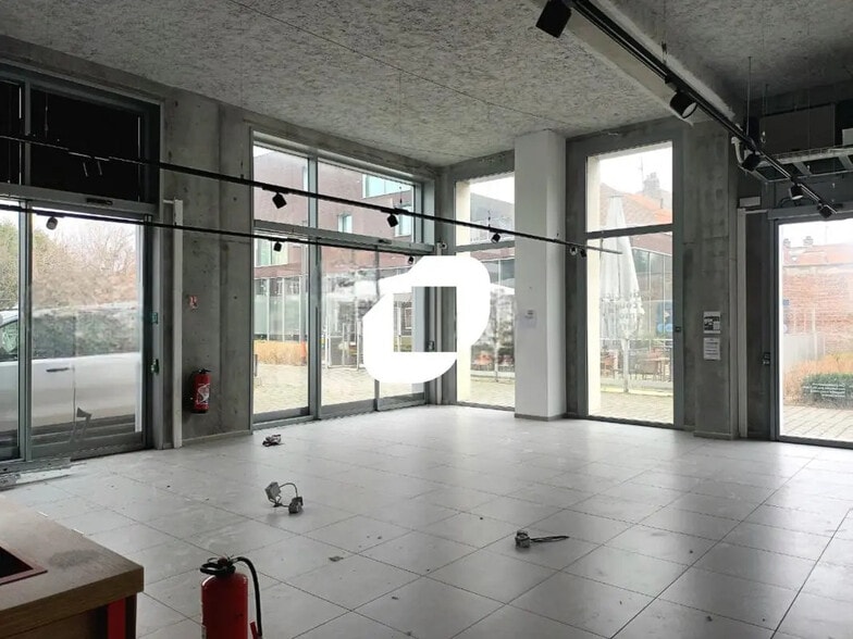 Local commercial dans Lille à louer - Photo de l’immeuble – Image 2 sur 4