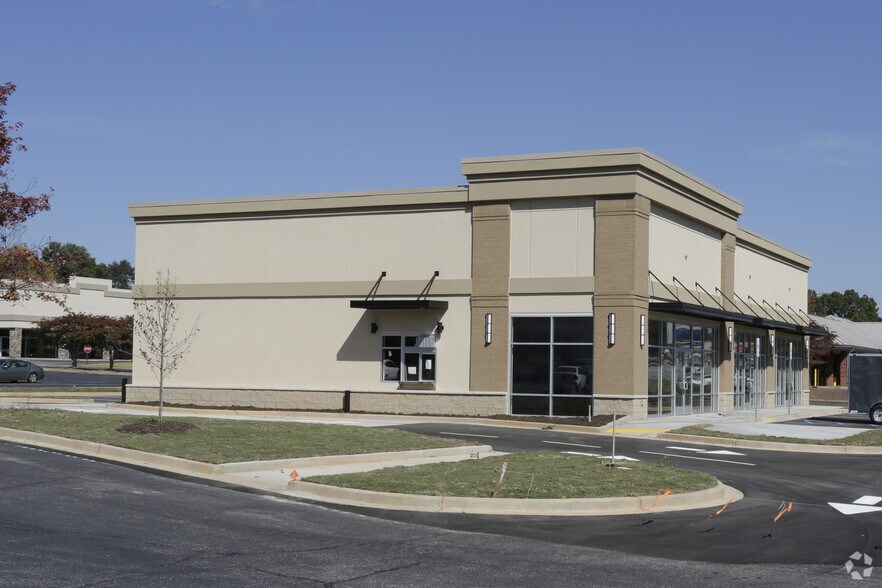 2800-2898 Wade Hampton Blvd, Taylors, SC à louer - Photo de l’immeuble – Image 3 sur 4