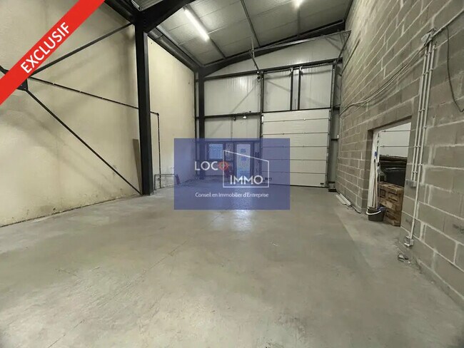 Plus de détails pour Local d’activités à vendre