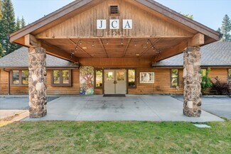 Plus de détails pour 1124 Pine Grove Dr, Mount Shasta, CA - Spécialisé à vendre