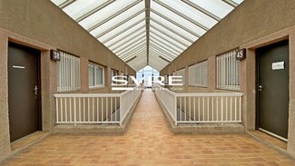 Plus de détails pour 96 Boulevard De L'Europe, Vitrolles - Bureau à louer