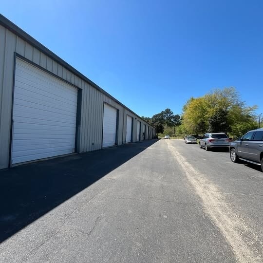 8016 Hankins Industrial Park, Toano, VA à louer - Photo de l’immeuble – Image 2 sur 2